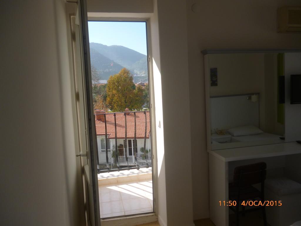 Cicek Hotel & Apartments Фетие Стая снимка