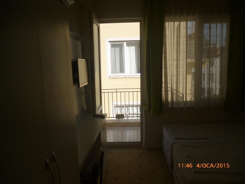 Cicek Hotel & Apartments Фетие Стая снимка