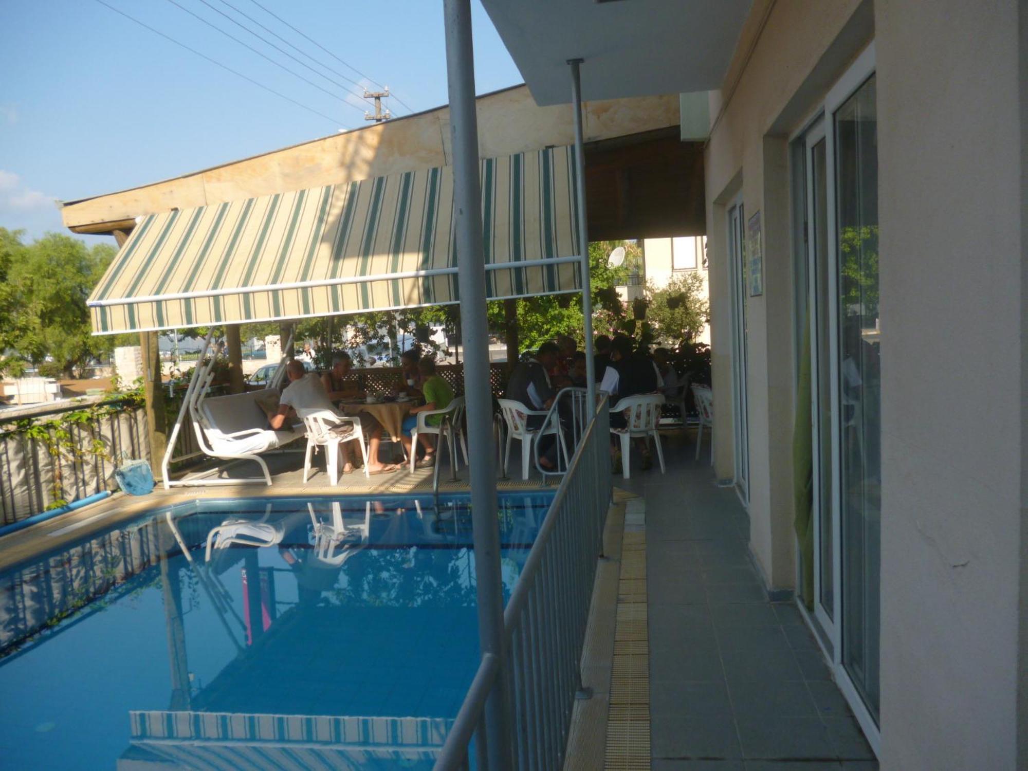 Cicek Hotel & Apartments Фетие Екстериор снимка
