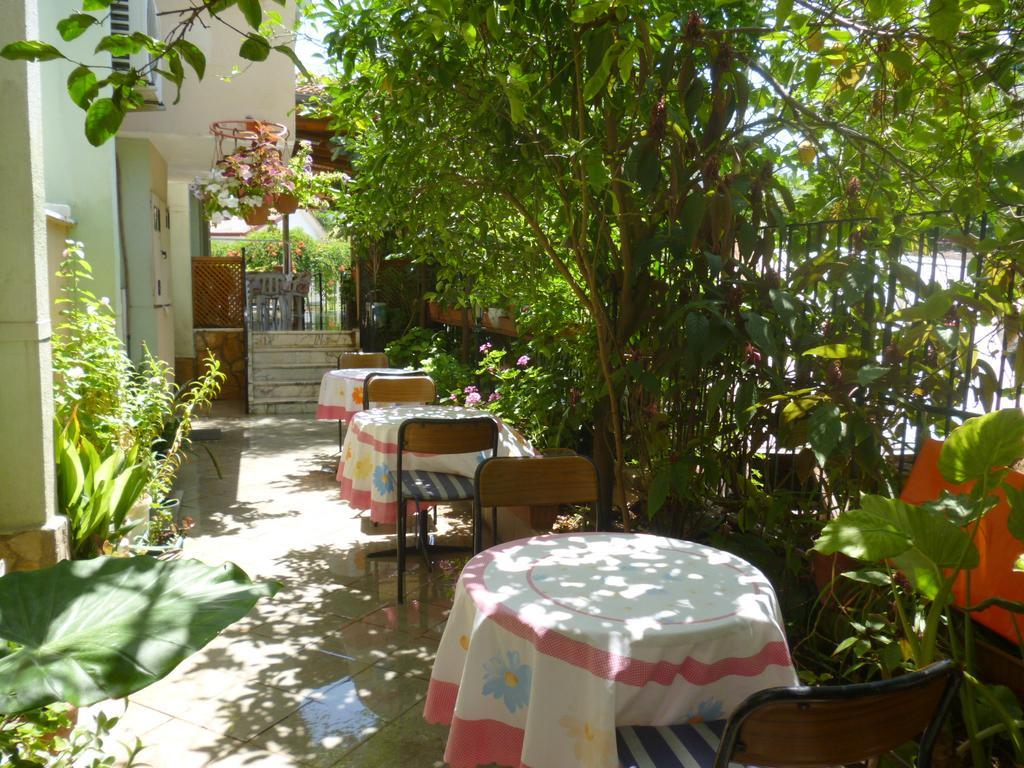 Cicek Hotel & Apartments Фетие Екстериор снимка